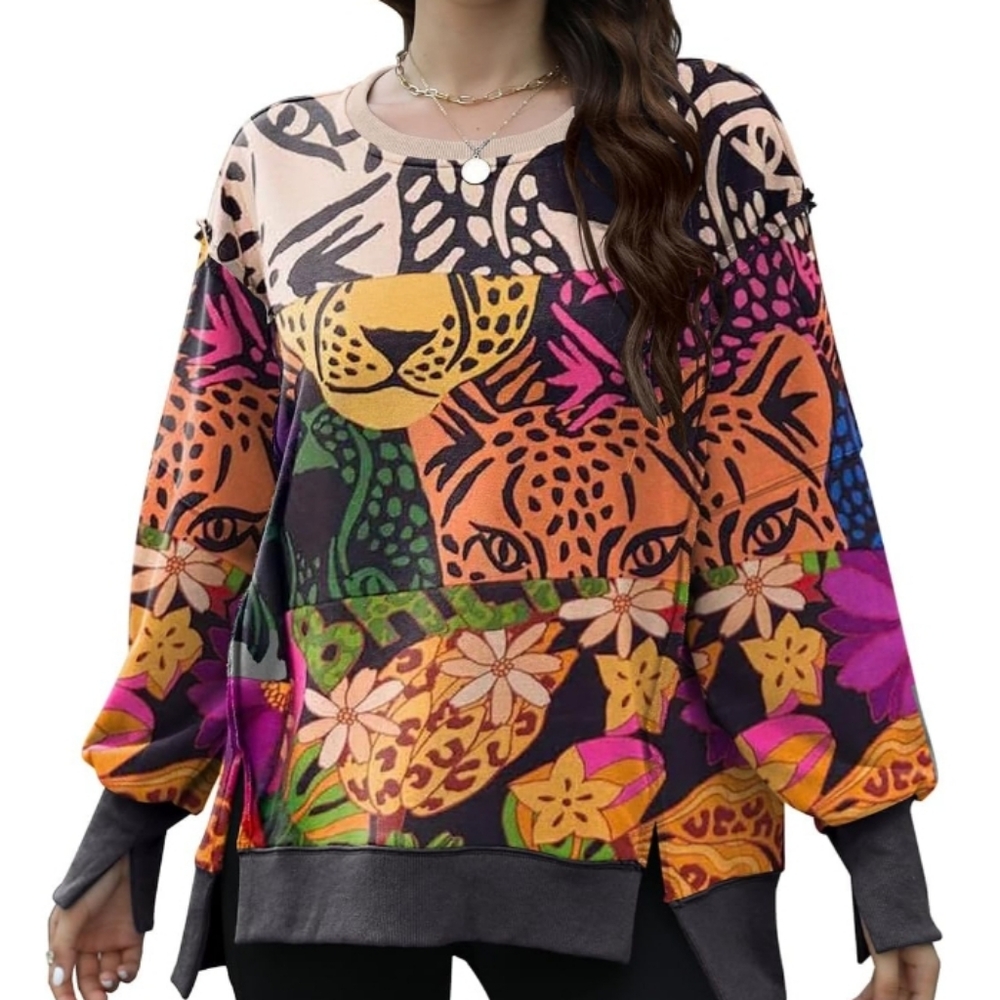 NWT Womens Oversized Animal Print all over sweatshirt